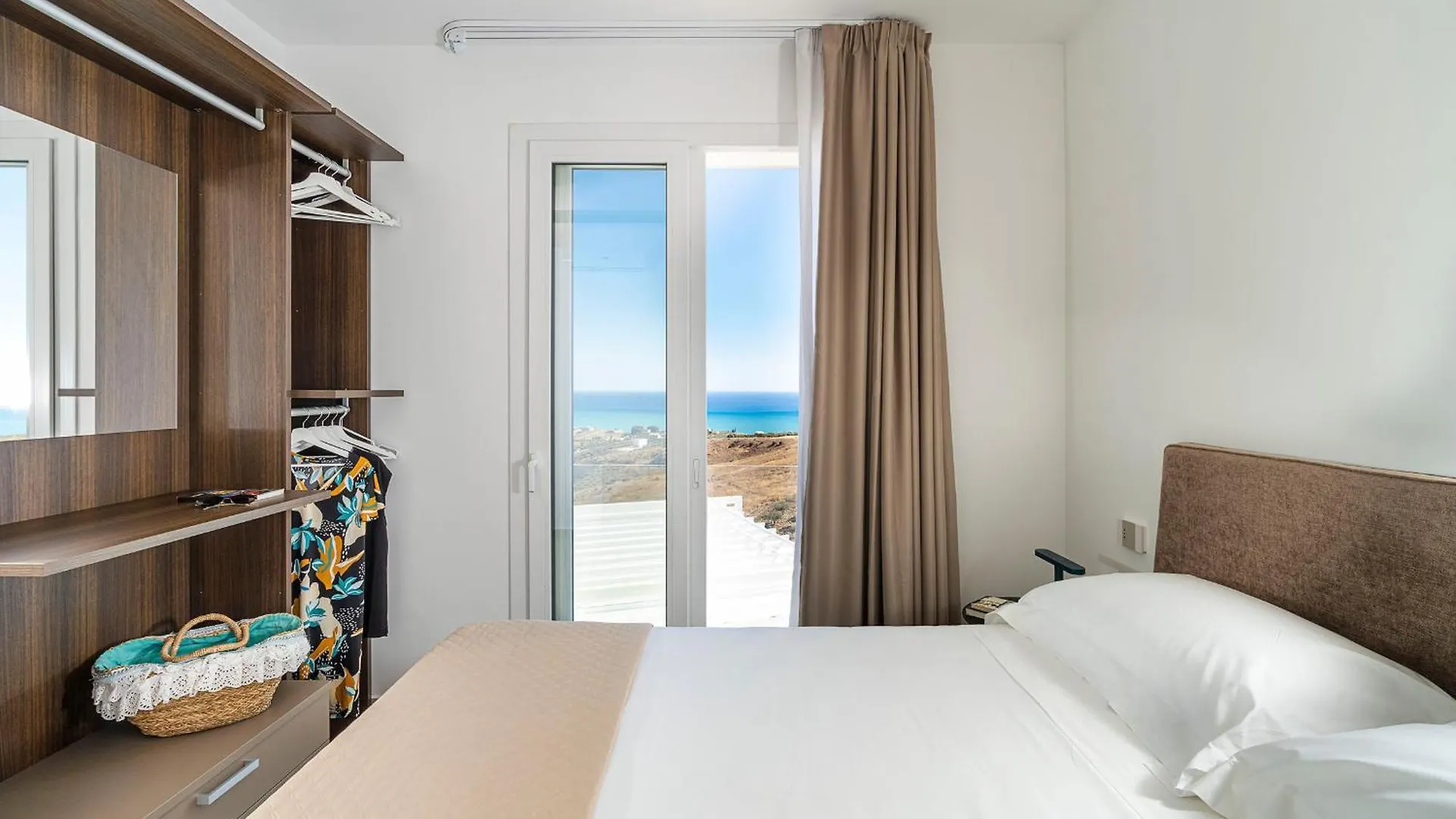 Villa Domizia Монталлегро 0*,